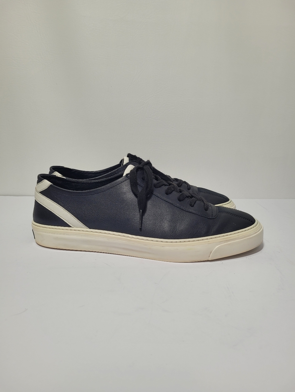 Authentic Gucci Eugene Miro Men's Leather Trainer Sneakers - Picture 3 of 12
